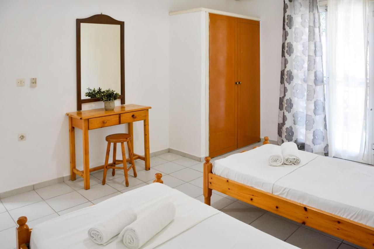 Loula Apartments กาวอส ภายนอก รูปภาพ
