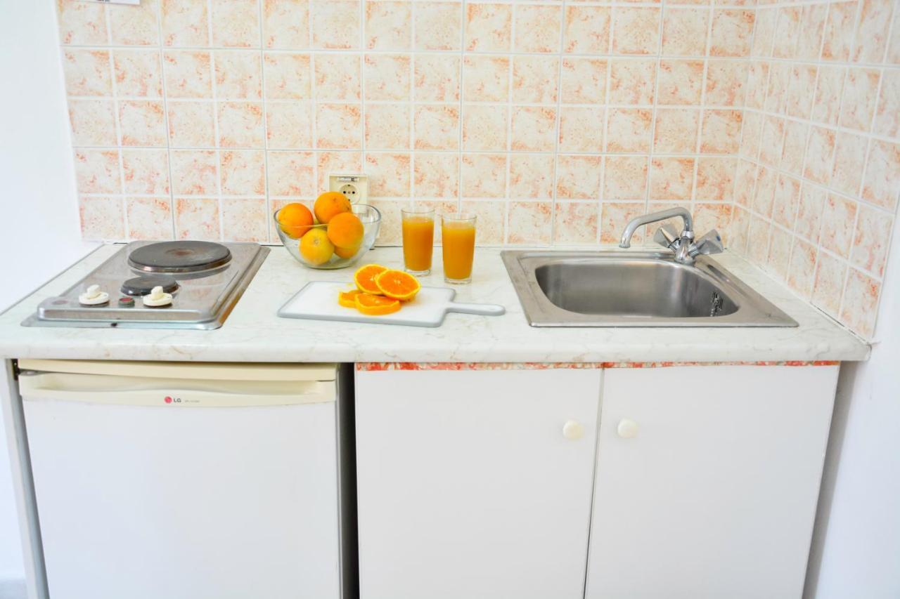 Loula Apartments กาวอส ภายนอก รูปภาพ